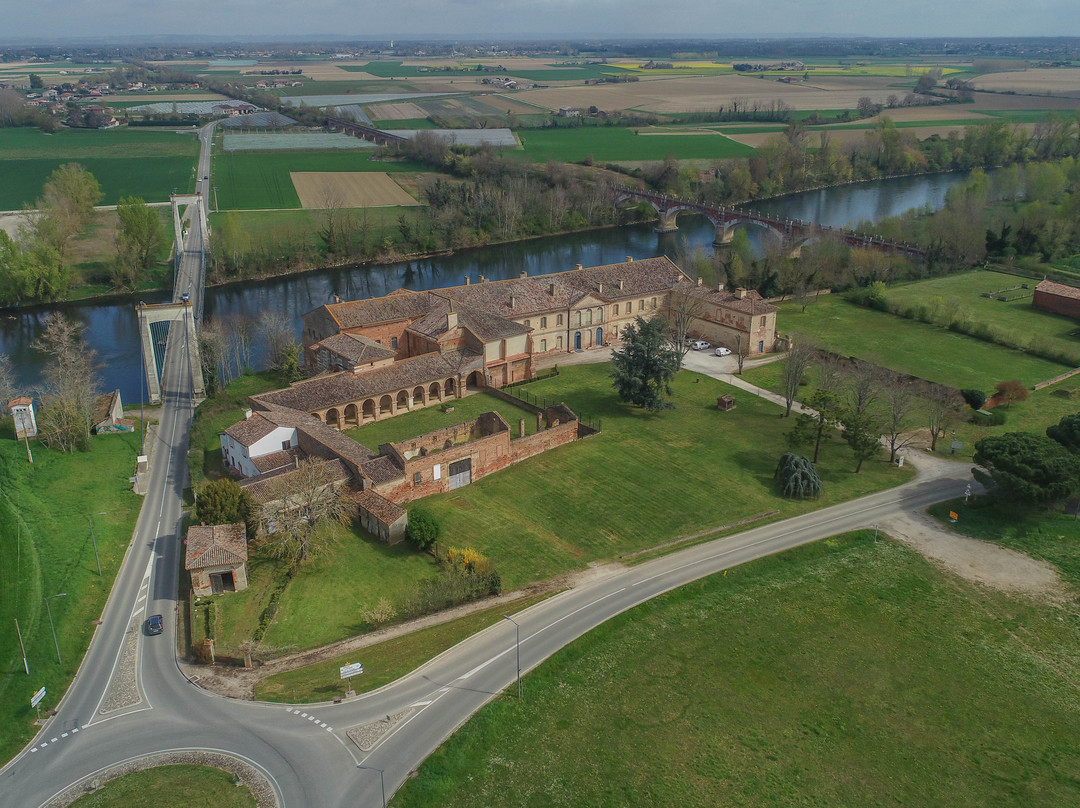 Abbaye de Belleperche景点图片