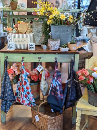 The Vintage Flip-Lake Mills必去景点