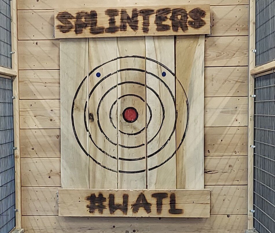 Splinters' Hatchet & Axe Throwing景点图片
