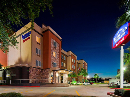 Fairfield by Marriott Inn & Suites Houston Hobby Airport主图