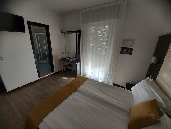 Hotel Bristol主图