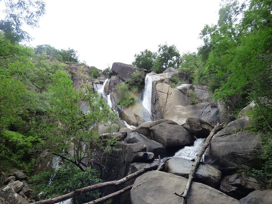 Cascade Le Saut de la Truite景点图片