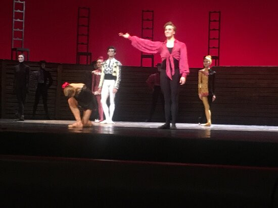 Primorsky Stage of Mariinsky Theatre-海参崴必去景点