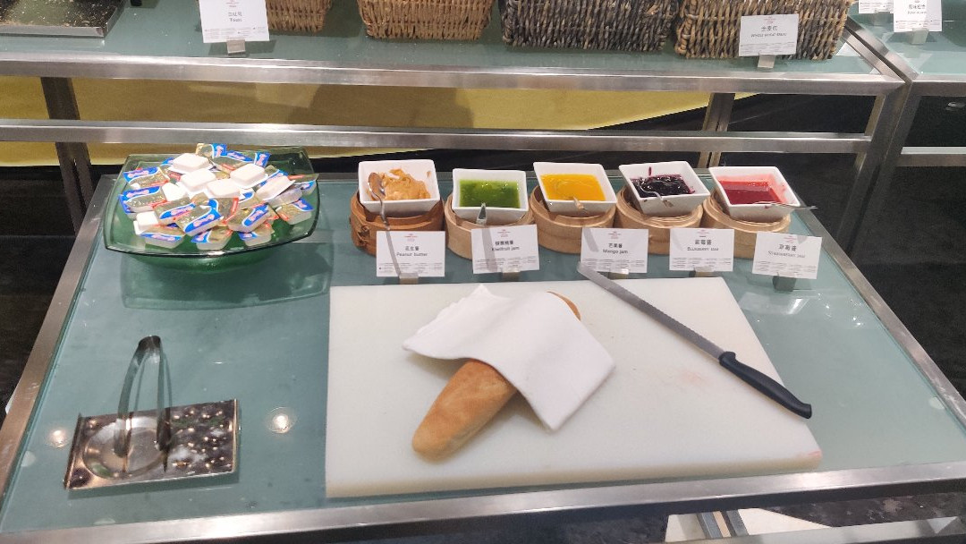 柏林咖啡厅-城中皇冠假日酒店