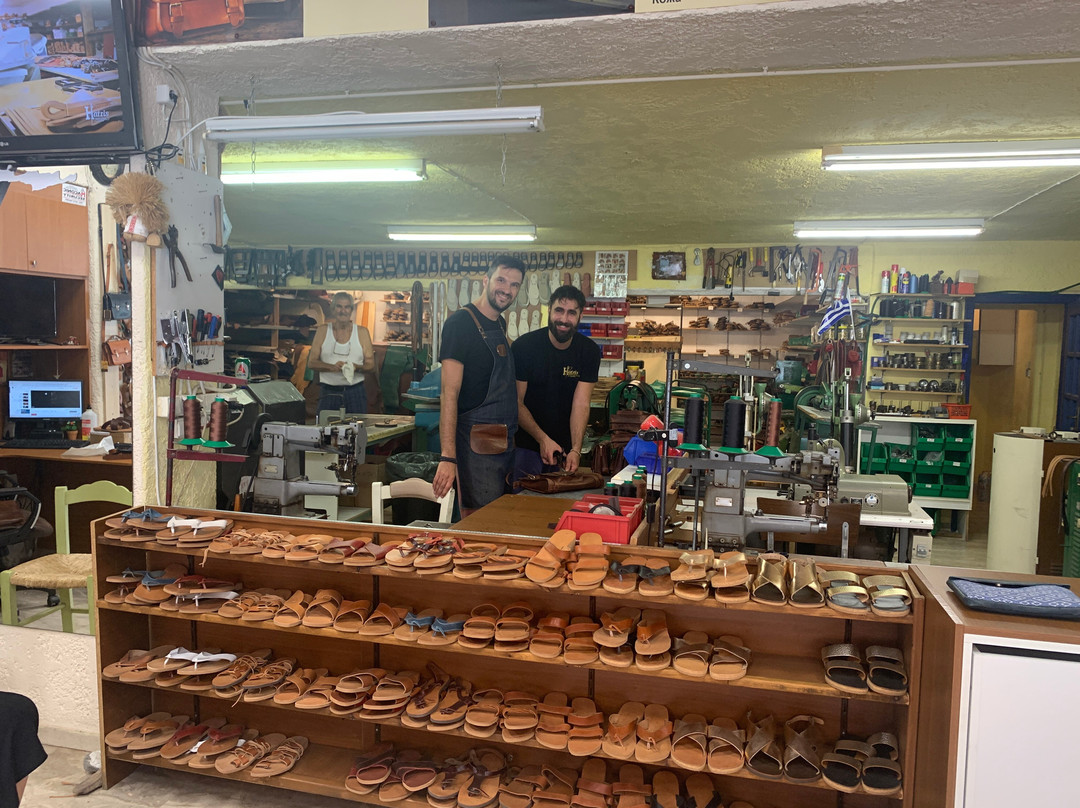 Hatzis Leather Workshop景点图片