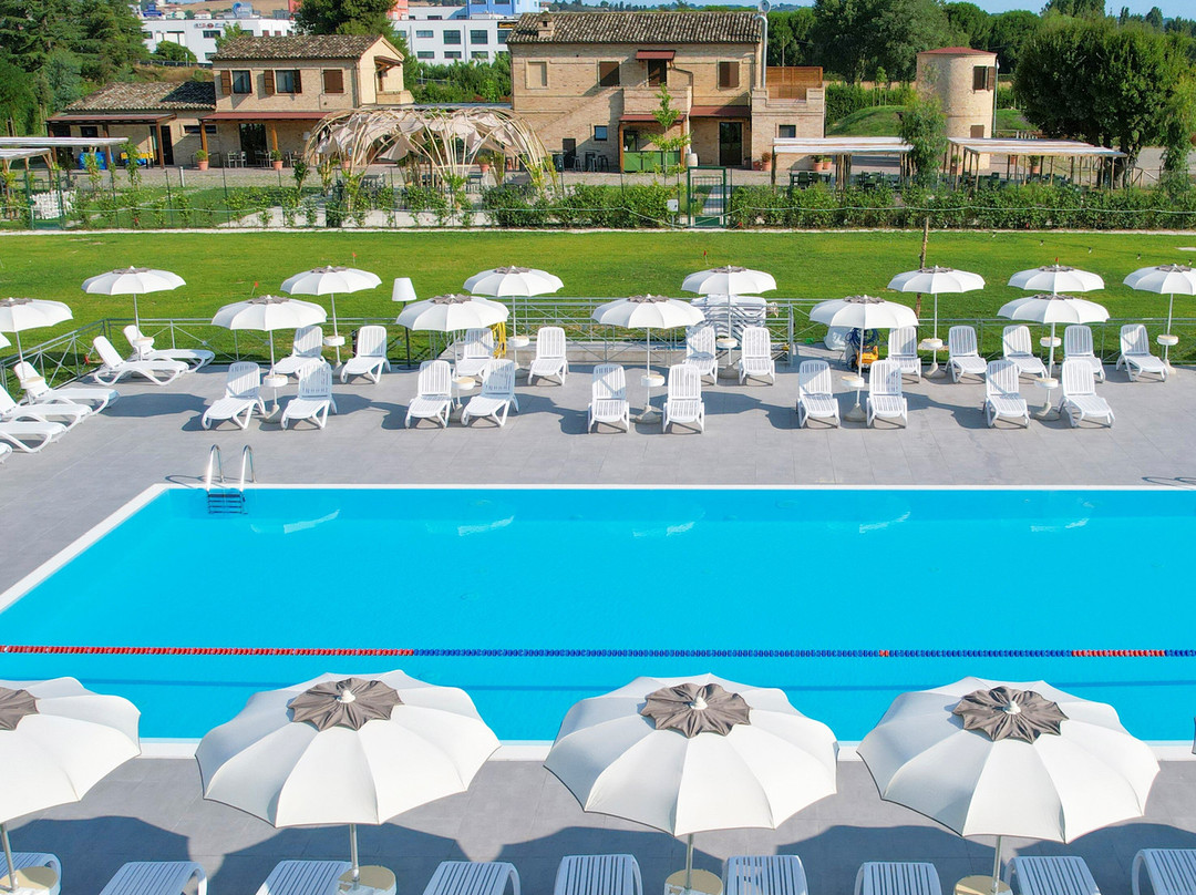 Santa Maria Apparente酒店住宿-Moretti Village