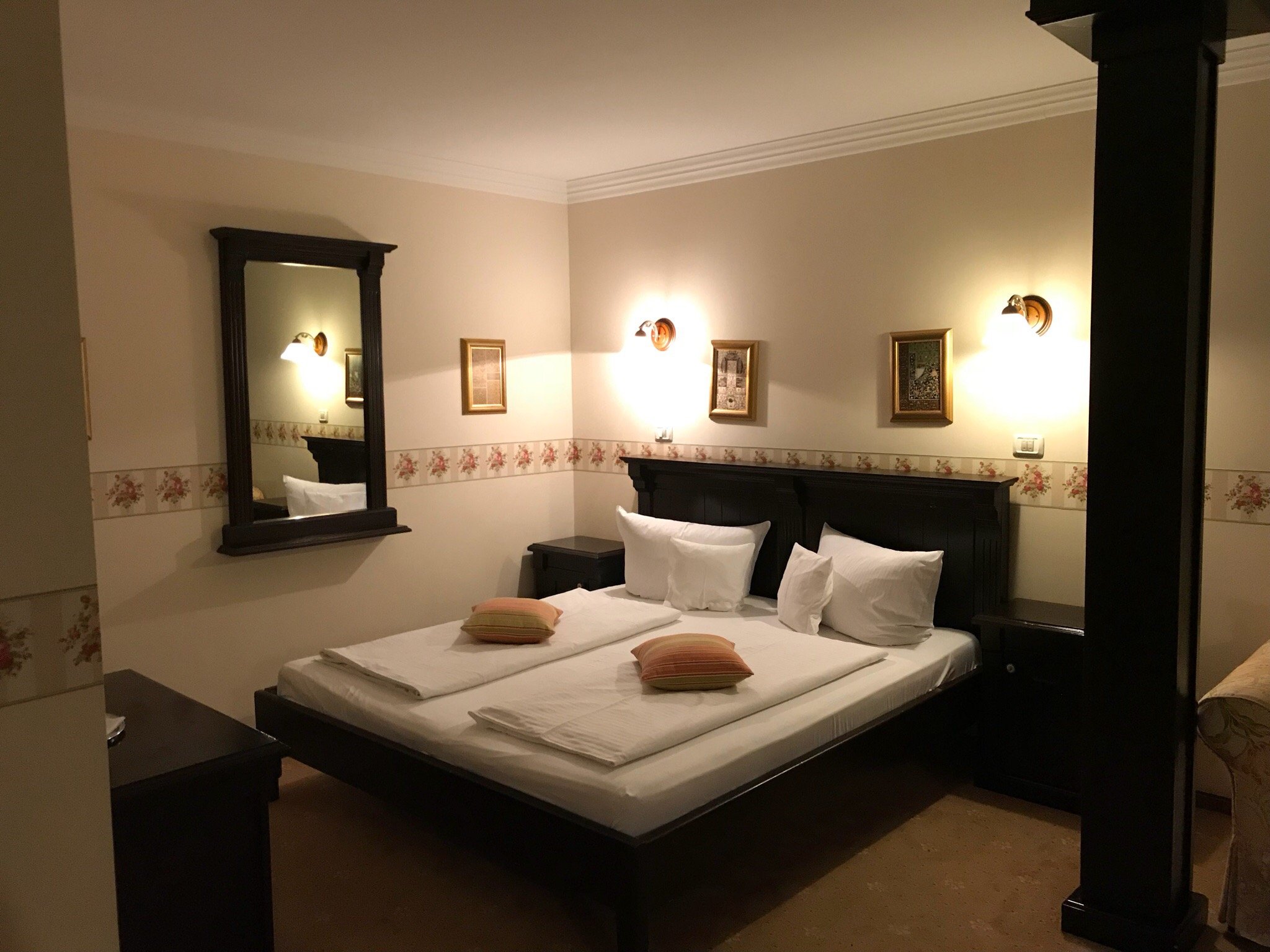 Pension Donna Ana-官方
