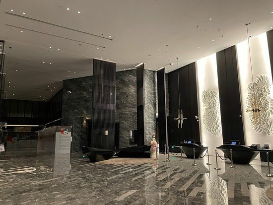 中山保利艾美酒店主图