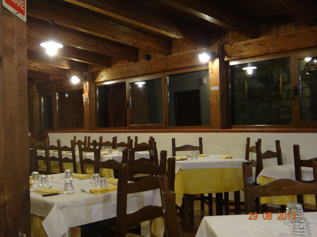 Colledimacine餐馆和美食-La Vecchia Casetta