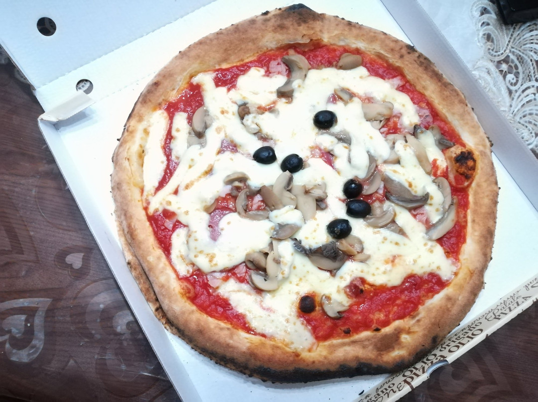 Monterusciello餐馆和美食-pizza city go