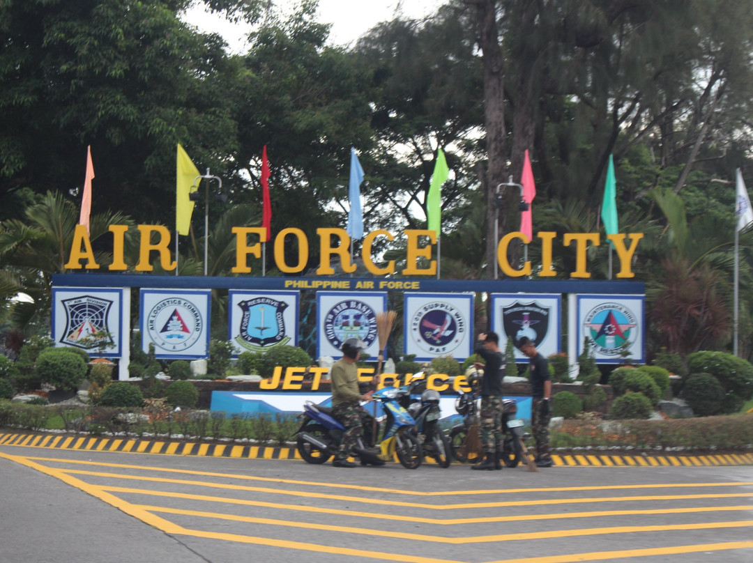 Air Force City Park景点图片