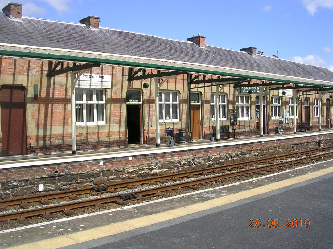 Porthmadog Railway Station景点图片