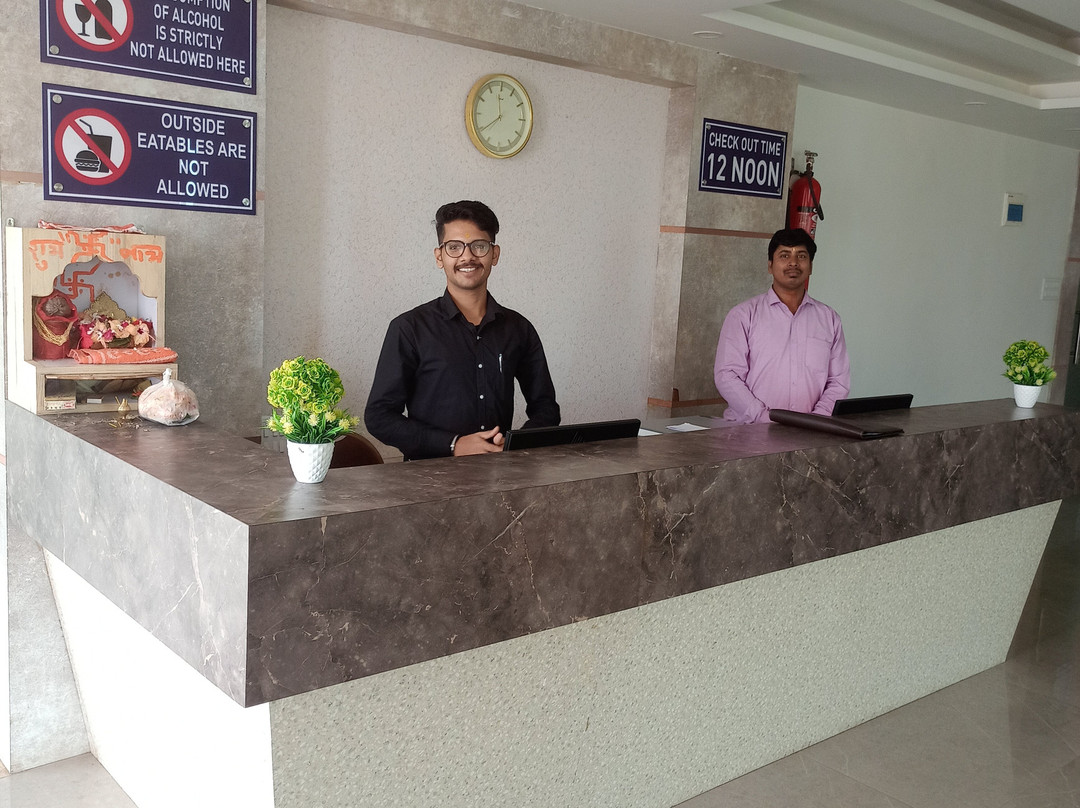 Hotel Girija Sunrise