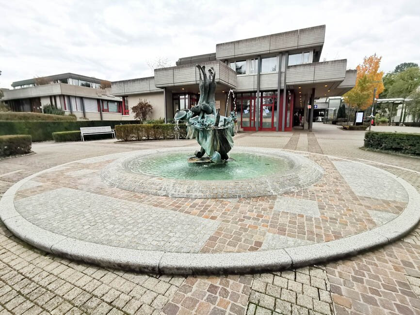 Fontaine Maus Kätti