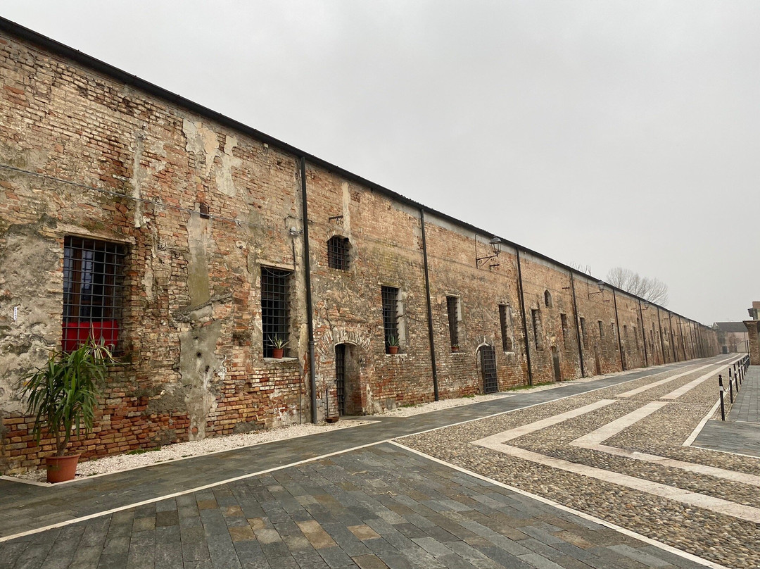 La città murata di Pizzighettone non é a Sabbioneta景点图片