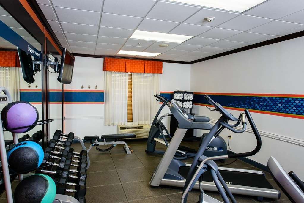 Hampton Inn & Suites Port Arthur主图