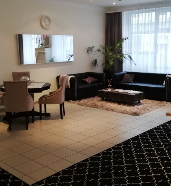 新韦德城市酒店主图
