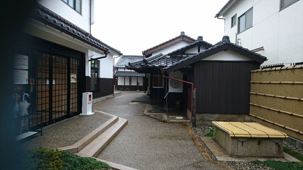 Jippotei Ishinkan景点图片