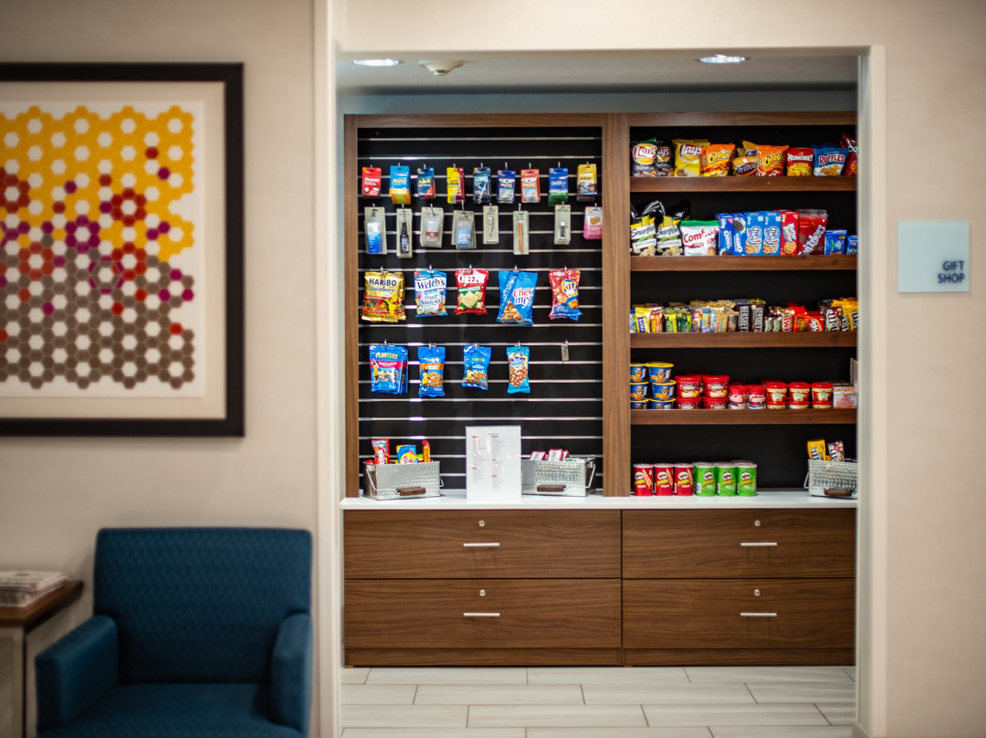 Holiday Inn Express & Suites Wausau By IHG主图