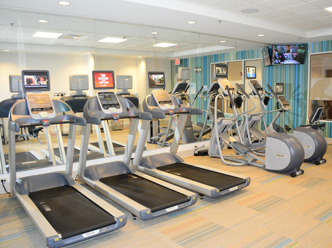 Holiday Inn Express & Suites Lexington Park-california By IHG主图