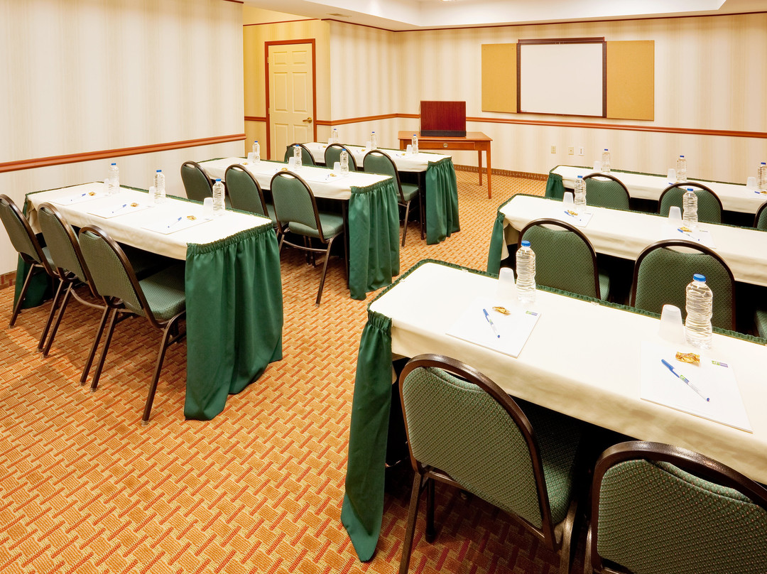 Holiday Inn Express & Suites Frackville by IHG主图