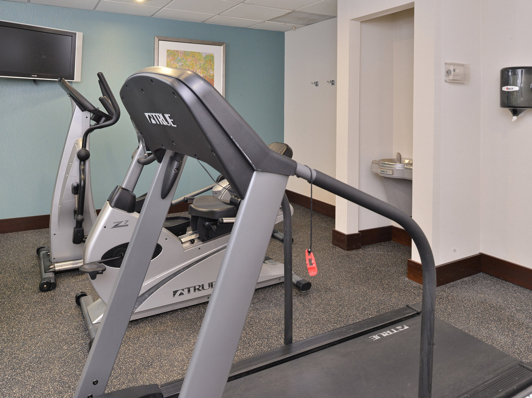 Holiday Inn Express & Suites Fresno (river Park) Hwy 41 By IHG