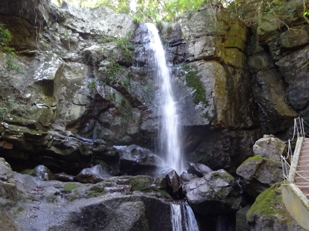 Aiya Falls景点图片