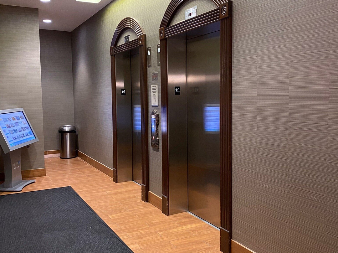 SpringHill Suites by Marriott Canton主图