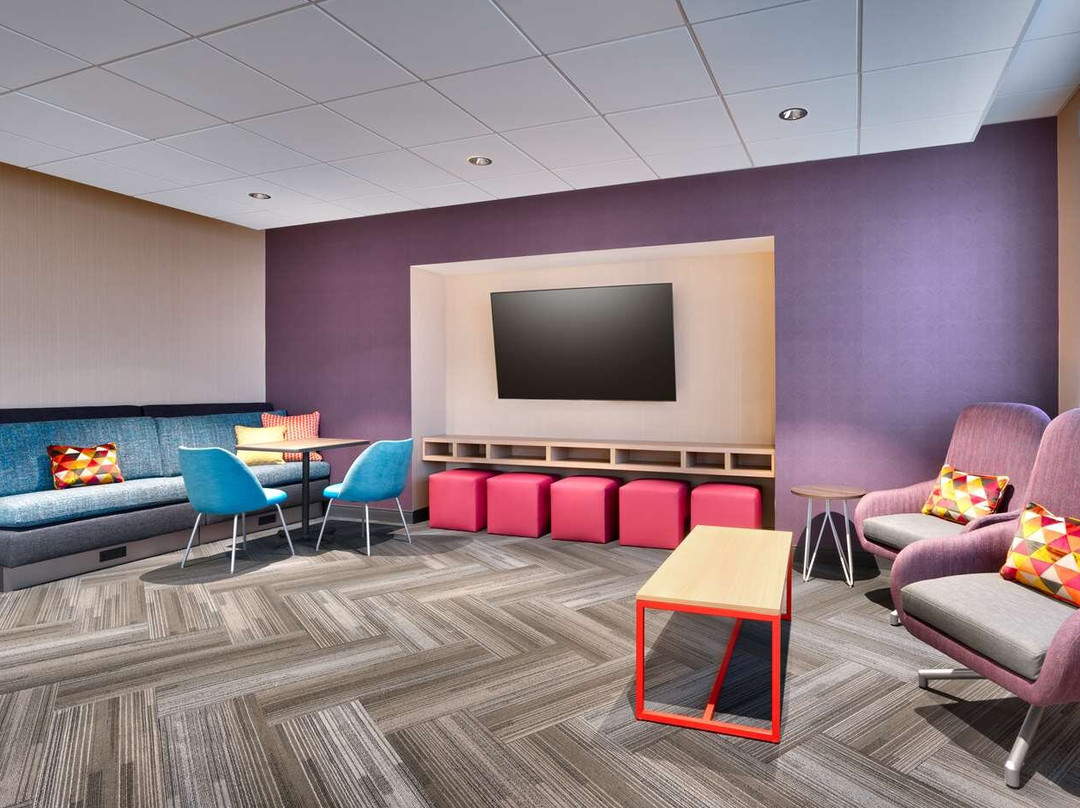 Tru by Hilton Clearfield Hill Air Force Base主图