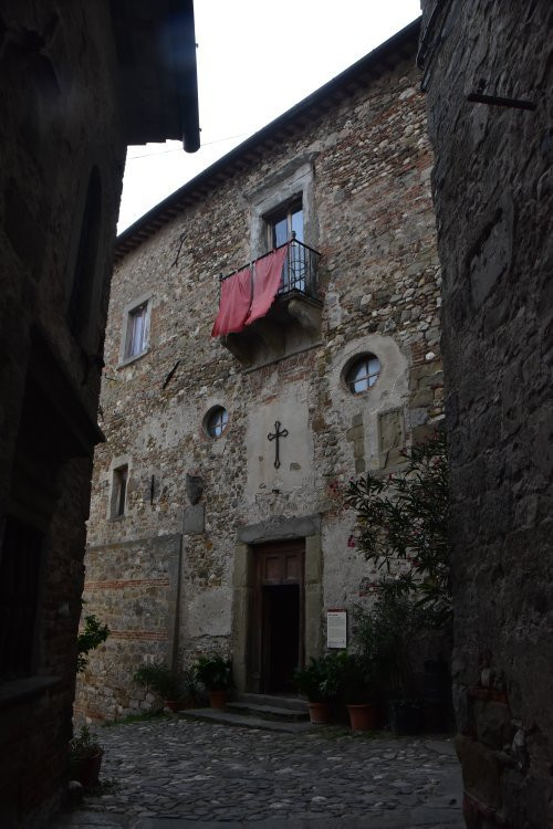 Badia di San Bartolomeo景点图片