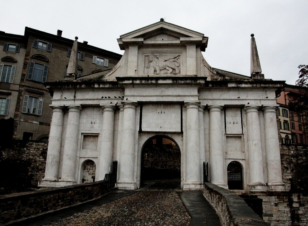 Porta San Giacomo景点图片