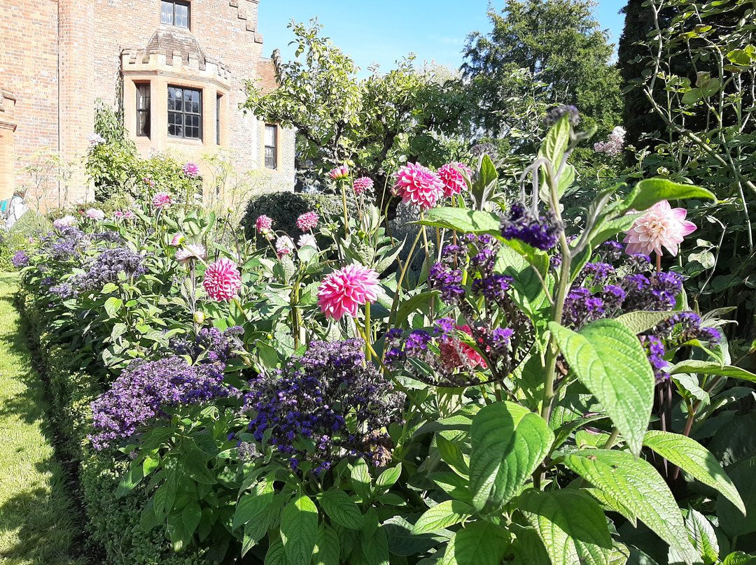 Chenies Manor House And Gardens-Chenies必去景点
