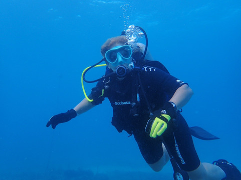 Seamonkey's Scuba Diving-伊斯拉摩拉达必去景点
