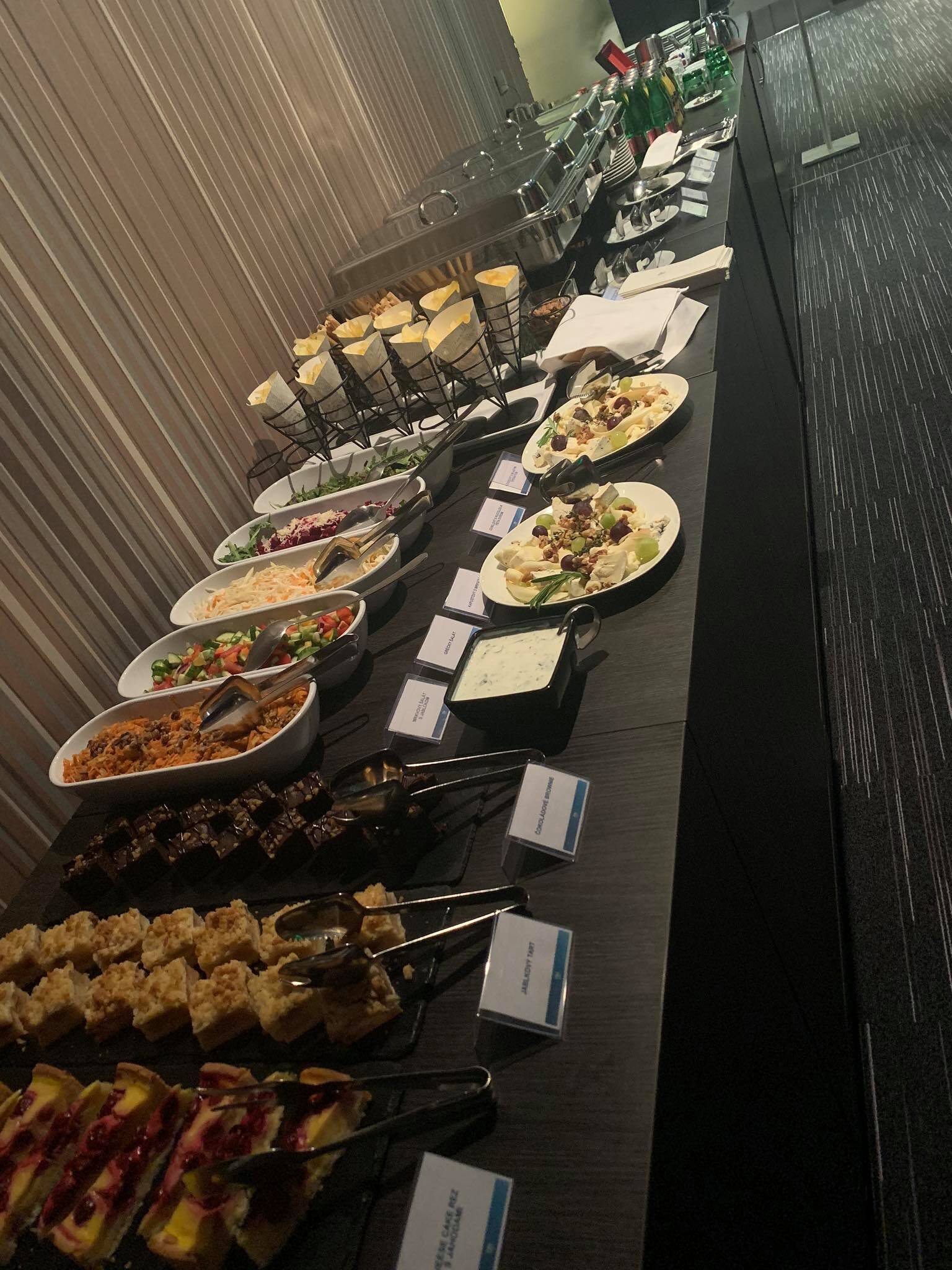 布拉迪斯拉发一号门NH酒店-餐饮