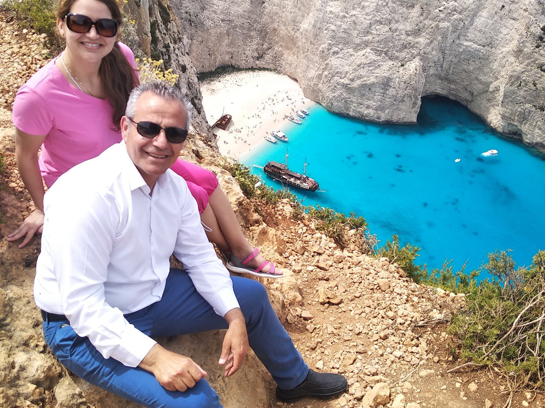 Athens Premier Transfers & Tours-卡利地亚必去景点