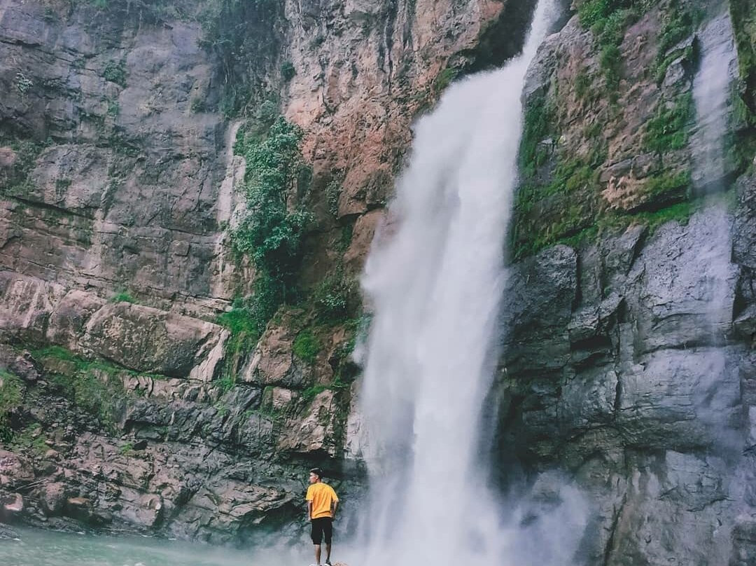 Curug Cimarinjung-苏加武眉必去景点