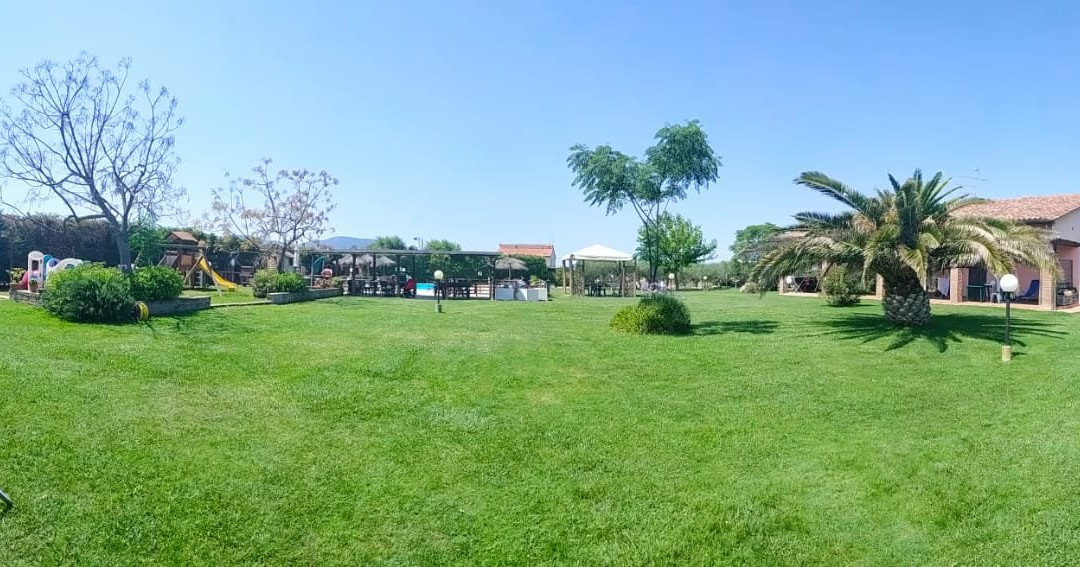 拉格赫托农庄酒店主图