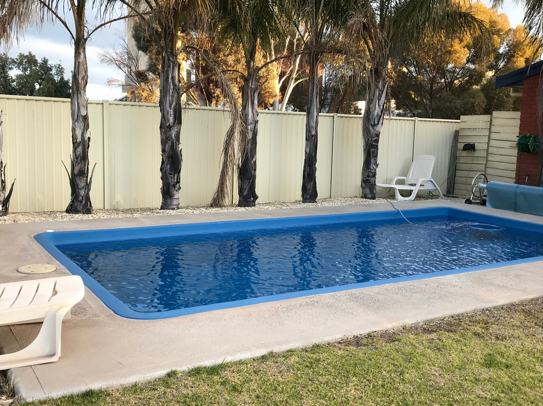 Country Roads Motor Inn主图