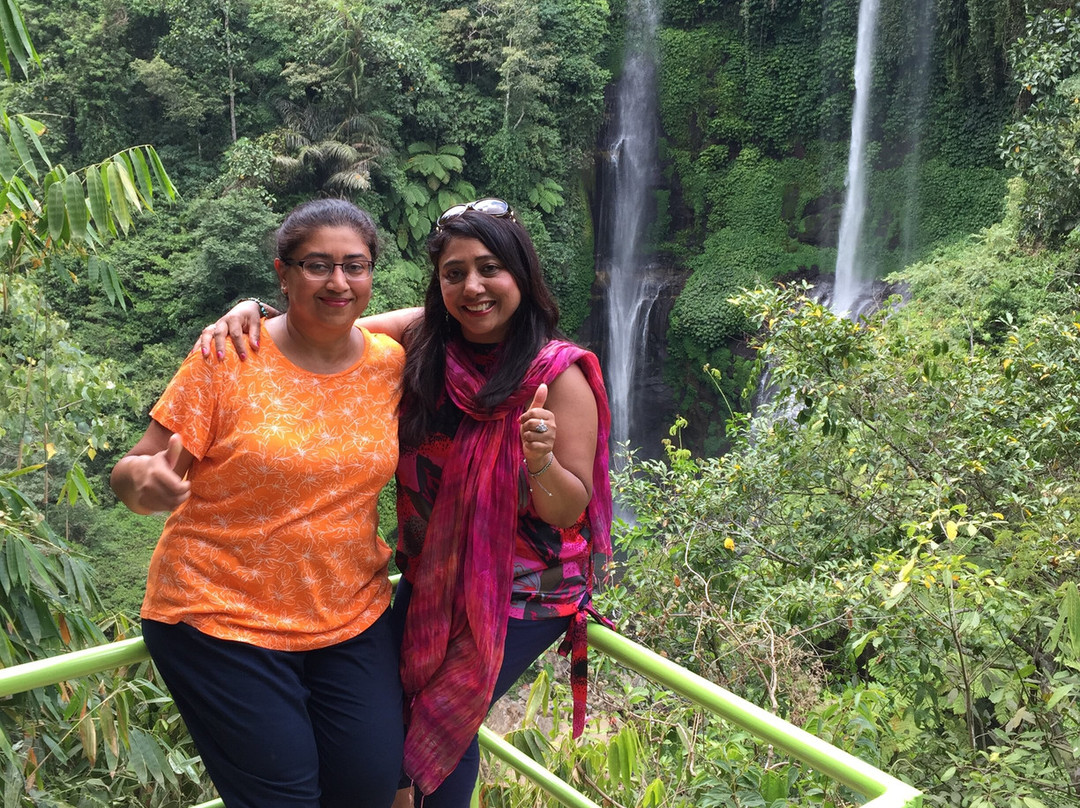Sekumpul Waterfall Tour景点图片