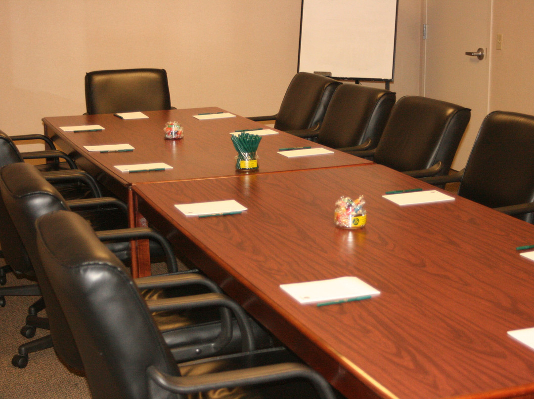 马龙套房酒店主图