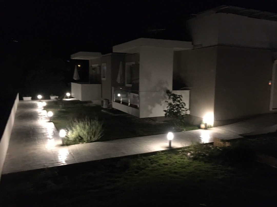 Bounatsa Studios & Apartments主图