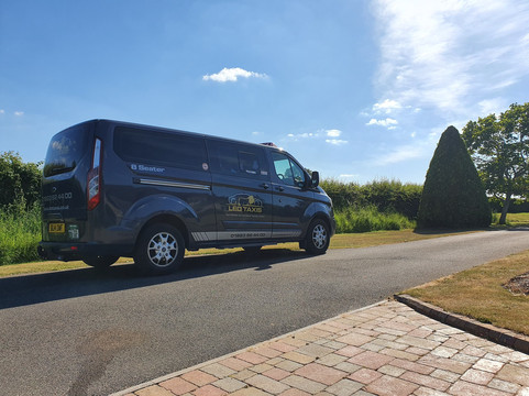 Leo Taxis-汤顿必去景点