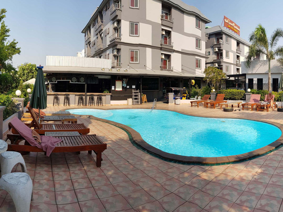 大公寓酒店主图