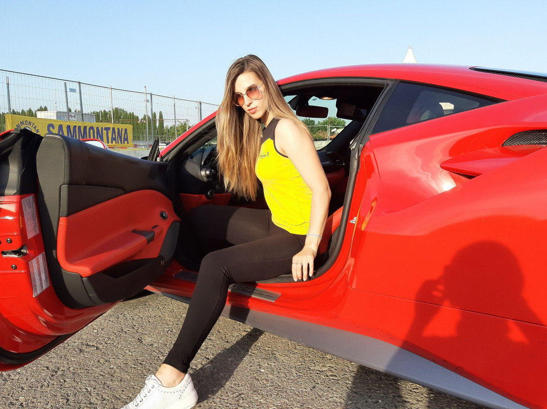 Racing in Italy-米兰必去景点