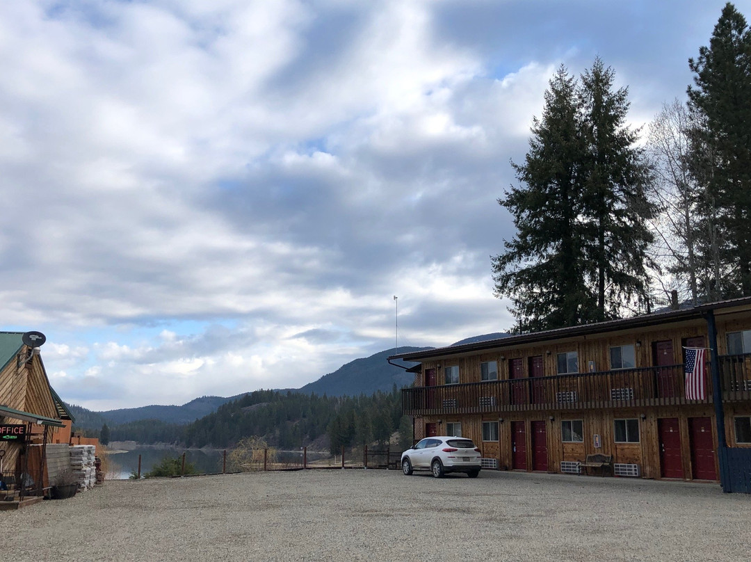 Riverview Motel主图