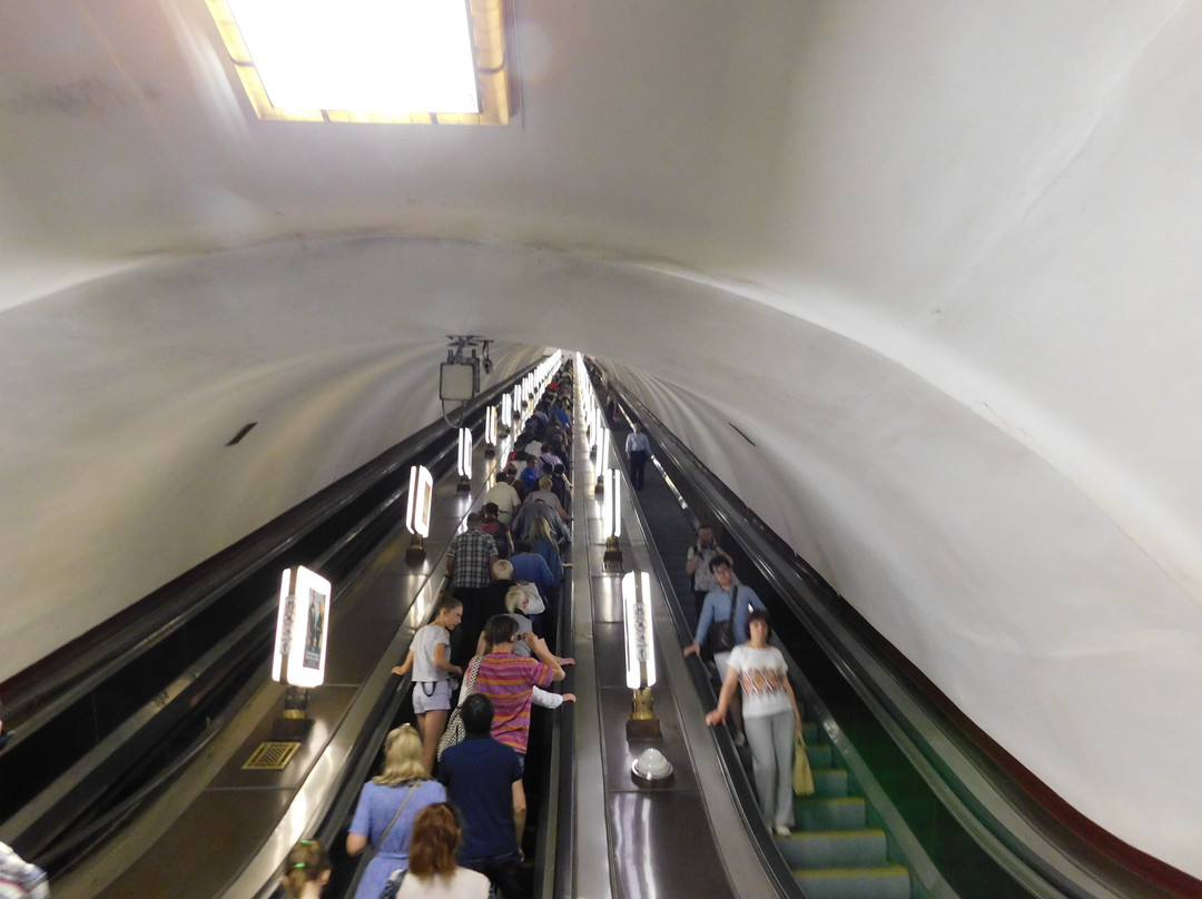 Arsenalna Subway Station-基辅必去景点