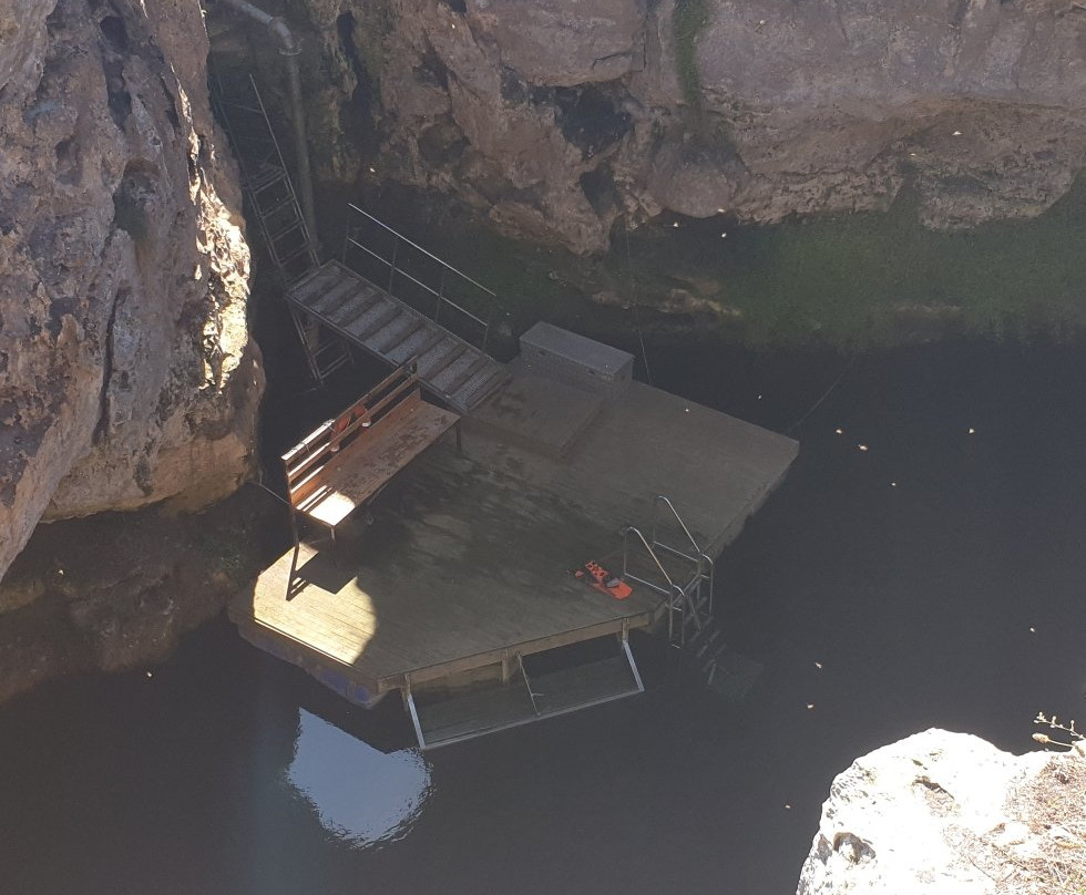 Kilsby Sinkhole & Accommodation-Moorak必去景点