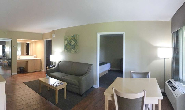 贝斯特韦斯特南海岸酒店主图