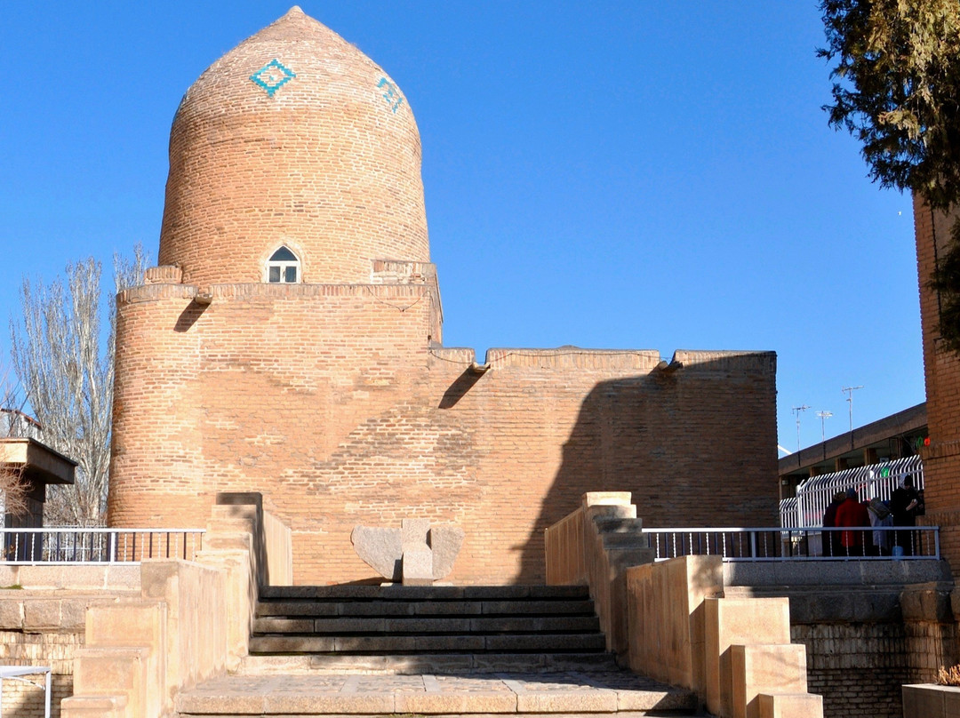 Tomb of Esther and Mordechai景点图片