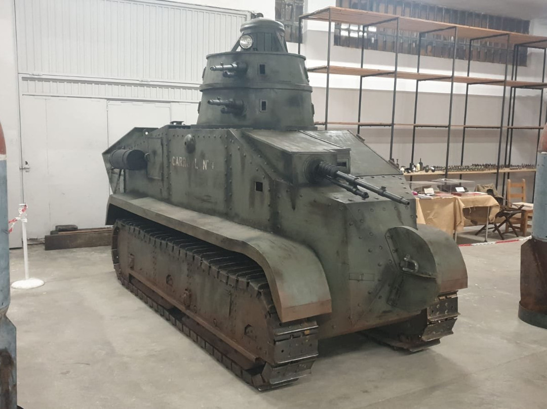 Museo Guerra Civil El Cuetu景点图片
